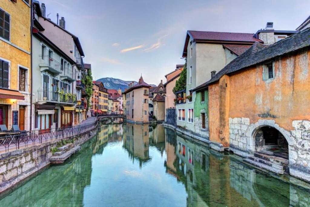 La Perle Carnot - Vieille Ville Анси Экстерьер фото
